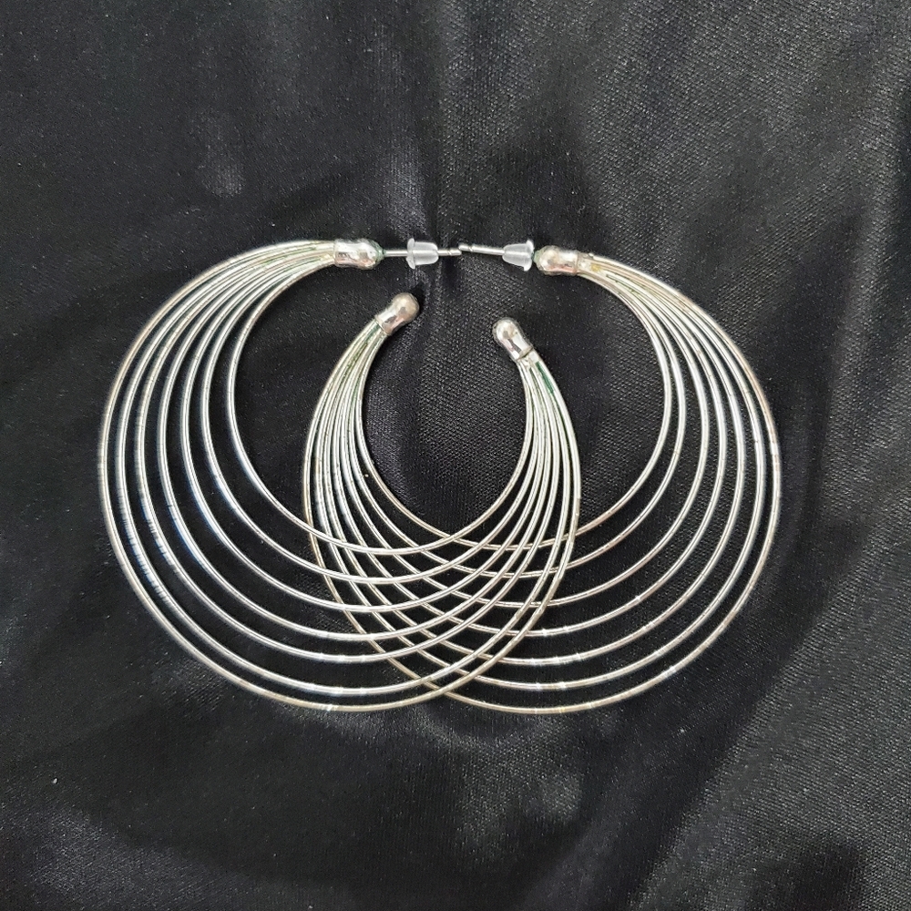 Fashion Jewelry Silver Layered Wire Hoop Earrings